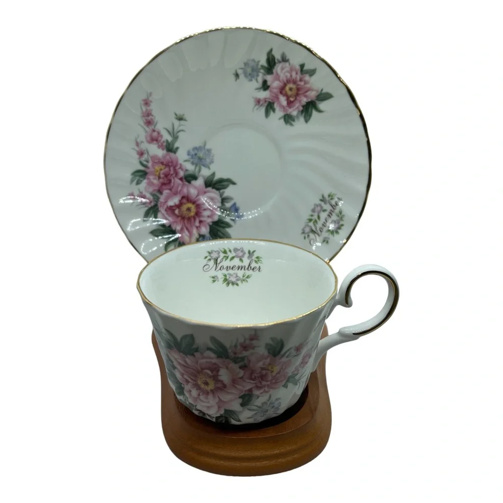 November Tea Cup Crown Victorian Fine Bone China Staffordshire England VTG